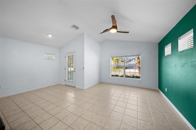 6511 PINE BREEZE RUN, Sarasota, FL 34243