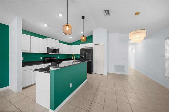 6511 PINE BREEZE RUN, Sarasota, FL 34243