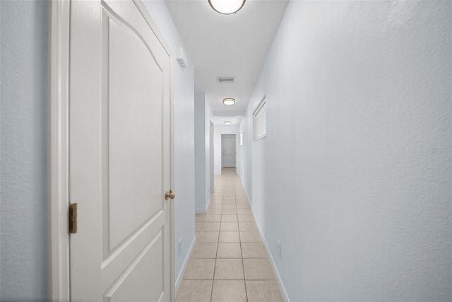 6511 PINE BREEZE RUN, Sarasota, FL 34243