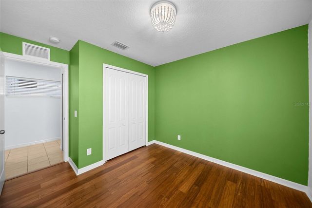 6511 PINE BREEZE RUN, Sarasota, FL 34243