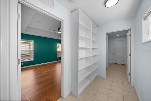 6511 PINE BREEZE RUN, Sarasota, FL 34243