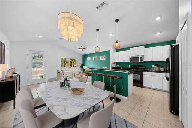 6511 PINE BREEZE RUN, Sarasota, FL 34243