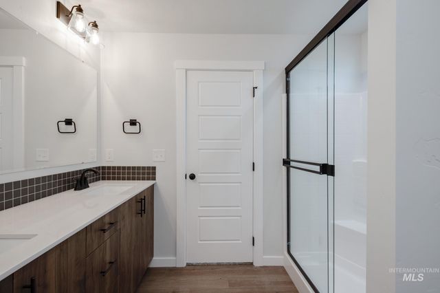 2952 N Schimigadoon Way, Eagle, ID 83616