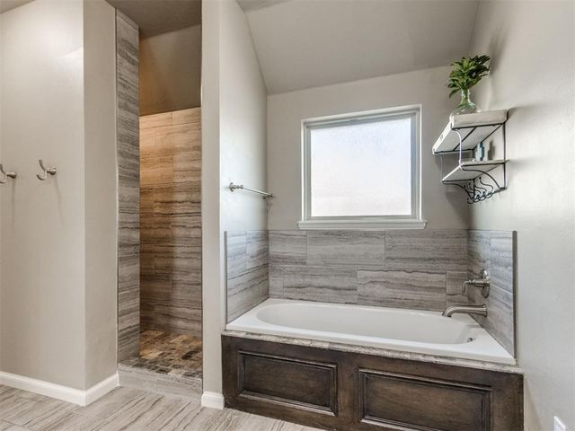 304 Clementine Road, Yukon, OK 73099