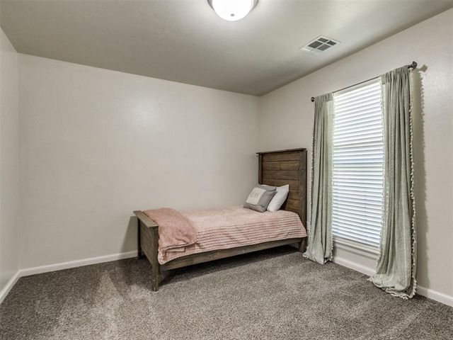304 Clementine Road, Yukon, OK 73099