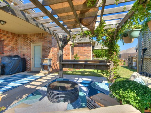 304 Clementine Road, Yukon, OK 73099