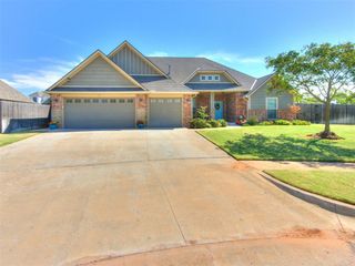 304 Clementine Road, Yukon, OK 73099