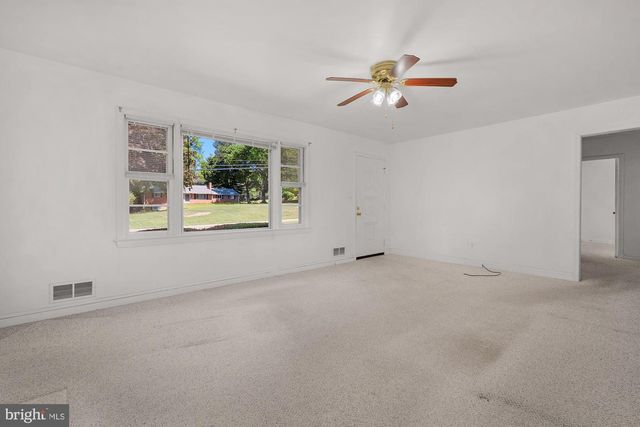 1112 GOLD MINE RD, Brookeville, MD 20833
