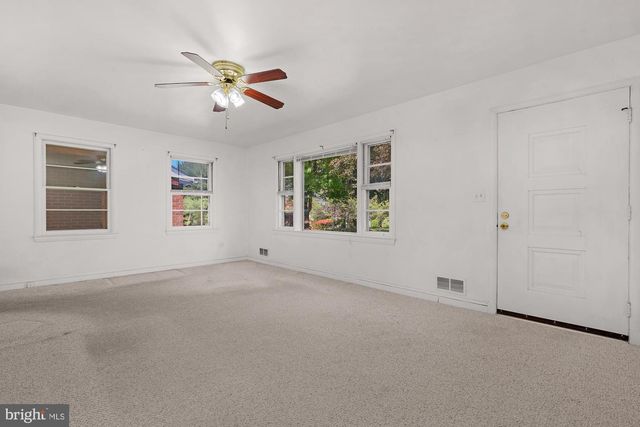 1112 GOLD MINE RD, Brookeville, MD 20833