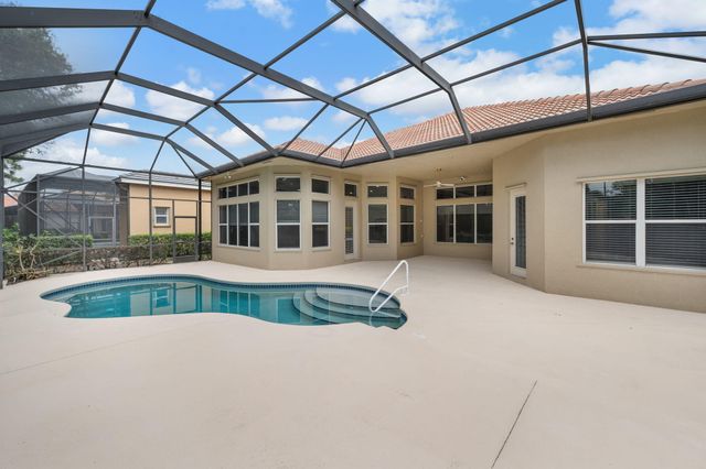 9113 One Putt Place, Port St. Lucie, Port St Lucie, FL 34986