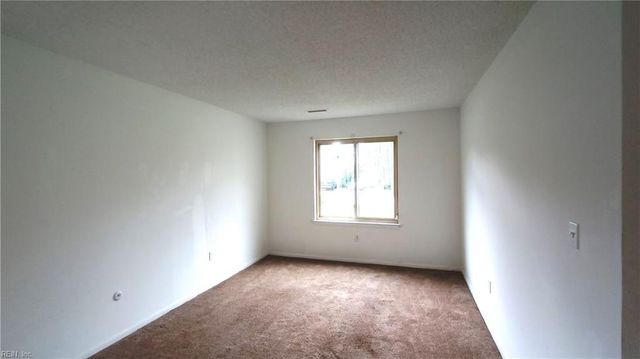 1728 Dylan DR, Virginia Beach, VA 23464