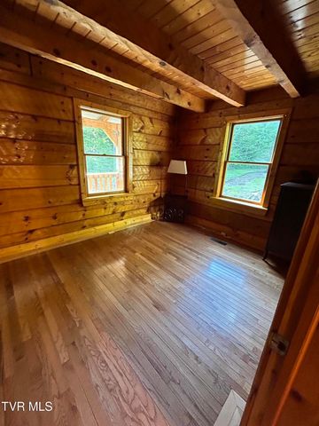 4406 Lawson Hollow Road, Coeburn, VA 24230