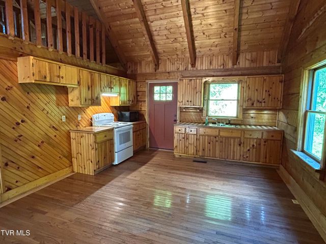 4406 Lawson Hollow Road, Coeburn, VA 24230