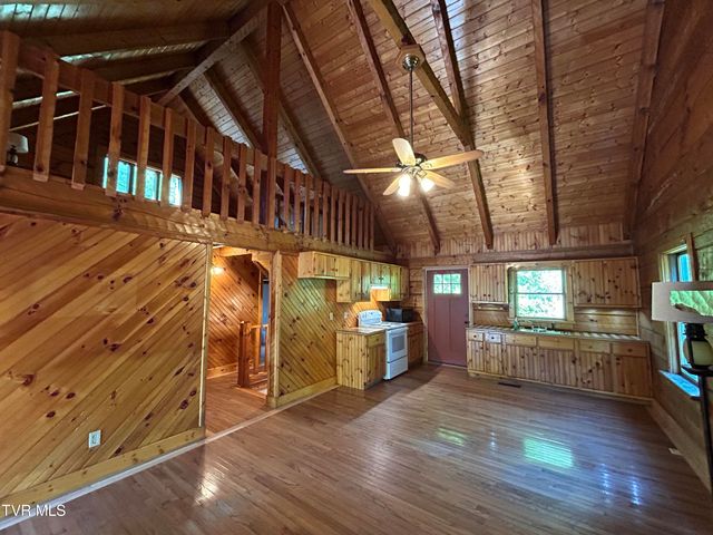 4406 Lawson Hollow Road, Coeburn, VA 24230