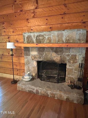 4406 Lawson Hollow Road, Coeburn, VA 24230
