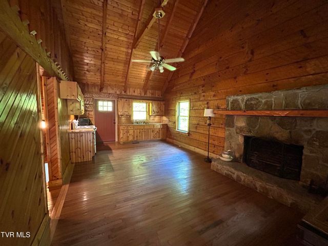 4406 Lawson Hollow Road, Coeburn, VA 24230