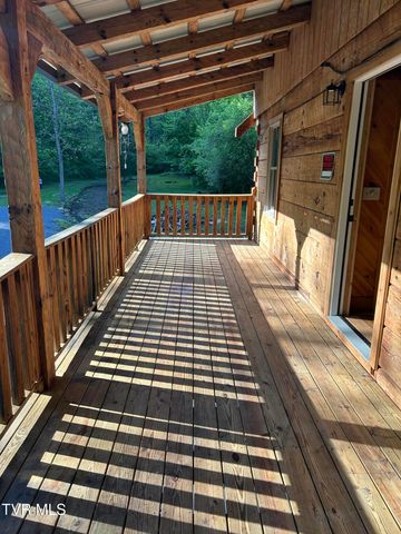 4406 Lawson Hollow Road, Coeburn, VA 24230