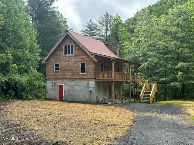 4406 Lawson Hollow Road, Coeburn, VA 24230