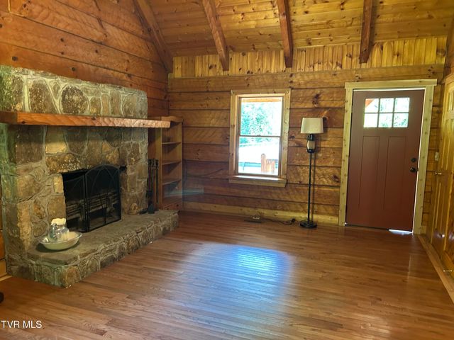 4406 Lawson Hollow Road, Coeburn, VA 24230