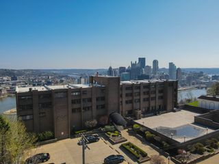 1000 Grandview Avenue 1103, Mt Washington, PA 15211