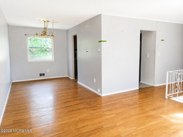 46 Avenue A, Freehold, NJ 07728
