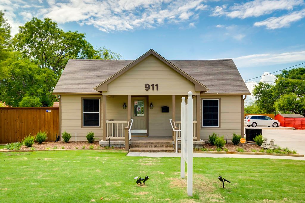 911 N Goliad Street, Rockwall, TX 75087