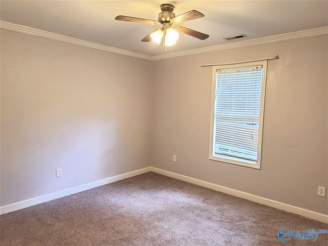 144 Oakcrest Road, Huntsville, AL 35811
