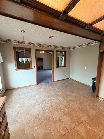 13120 Eastvalley Road, Oklahoma City, OK 73170