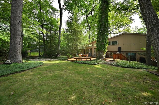 4780 Pickering Road, Bloomfield Hills, MI 48301
