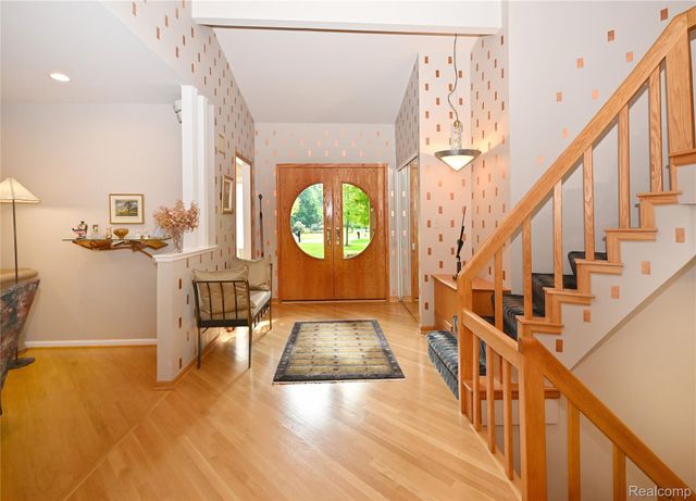 4780 Pickering Road, Bloomfield Hills, MI 48301