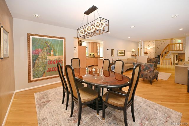 4780 Pickering Road, Bloomfield Hills, MI 48301