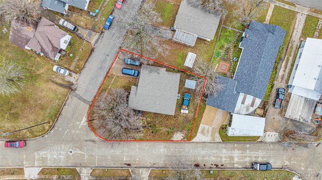 504 5th NW, Ardmore, OK 73401