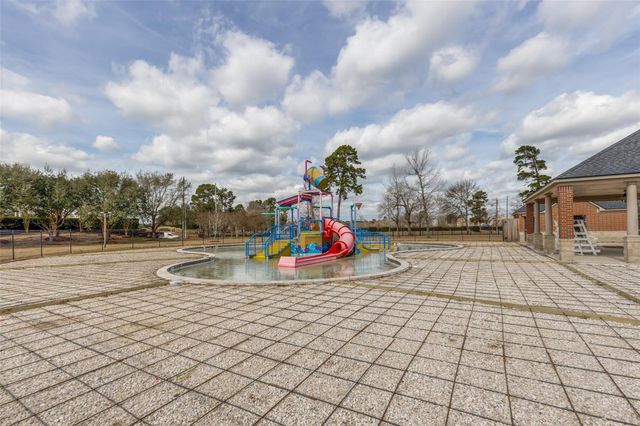 12914 Pecan Shores Drive, Houston, TX 77044