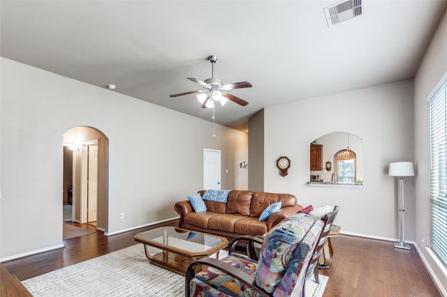 12914 Pecan Shores Drive, Houston, TX 77044