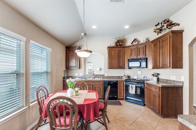 12914 Pecan Shores Drive, Houston, TX 77044