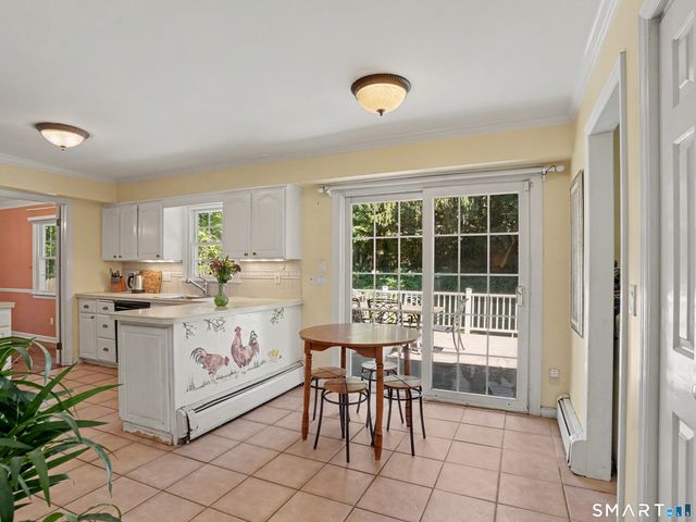 2435 Boston Post Road, Darien, CT 06820