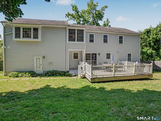 2435 Boston Post Road, Darien, CT 06820