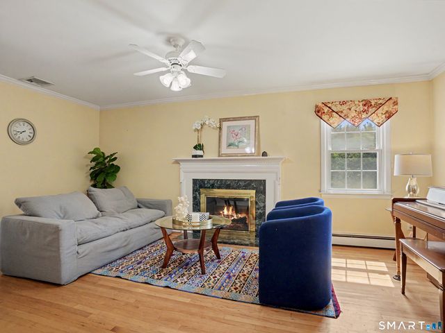 2435 Boston Post Road, Darien, CT 06820