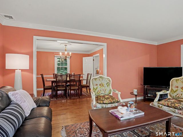2435 Boston Post Road, Darien, CT 06820