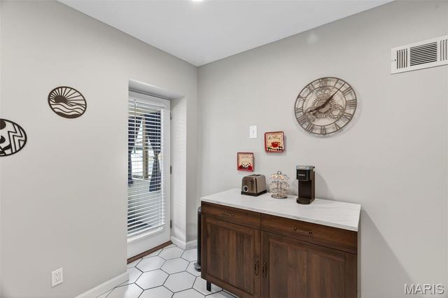 4153 Loughborough Avenue, St Louis, MO 63116