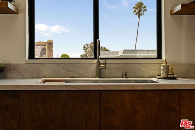 8140 Calabar Avenue, Playa Del Rey (los Angeles), CA 90293