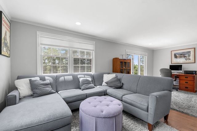 13 Conrad Cir, Wenham, MA 01984