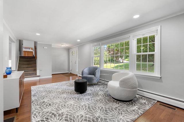 13 Conrad Cir, Wenham, MA 01984