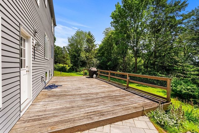 13 Conrad Cir, Wenham, MA 01984