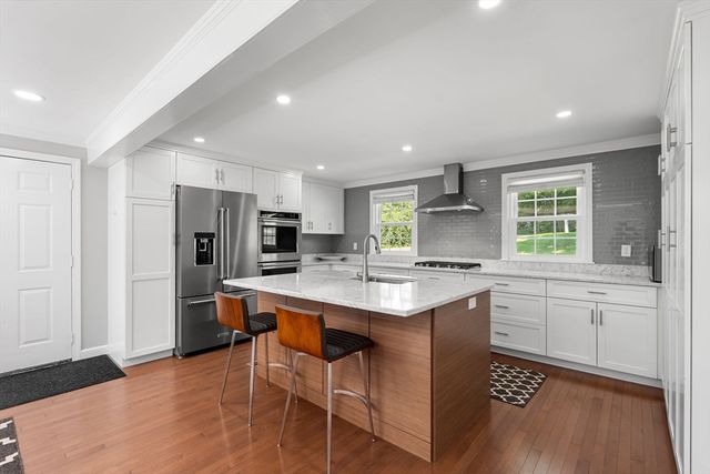 13 Conrad Cir, Wenham, MA 01984