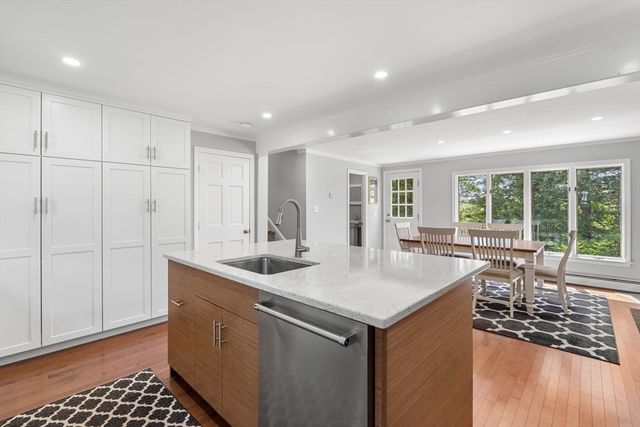 13 Conrad Cir, Wenham, MA 01984