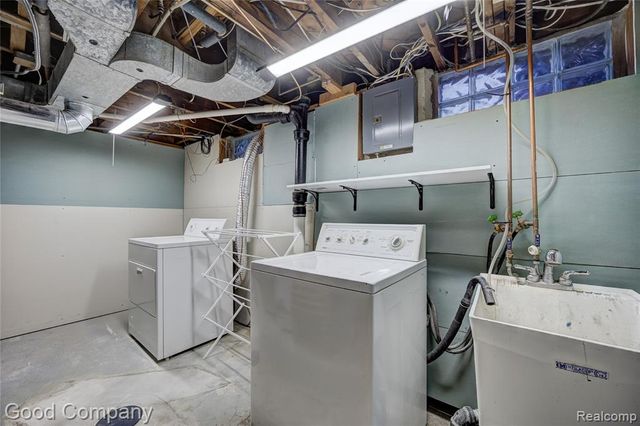 706 N Vermont Avenue, Royal Oak, MI 48067