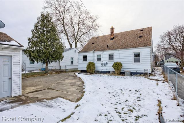 706 N Vermont Avenue, Royal Oak, MI 48067