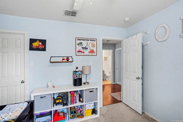 8707 Laguna Rio, San Antonio, TX 78251