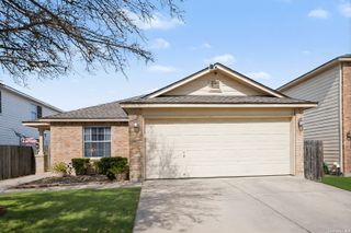 8707 Laguna Rio, San Antonio, TX 78251